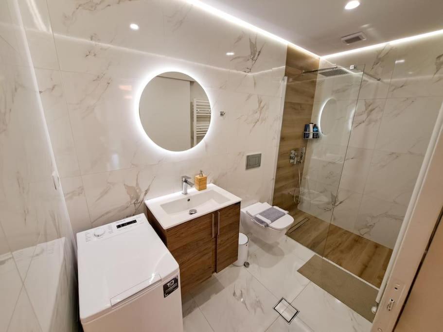 Luxury Suite Patras Eksteriør billede