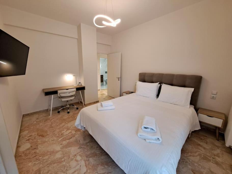 Luxury Suite Patras Eksteriør billede