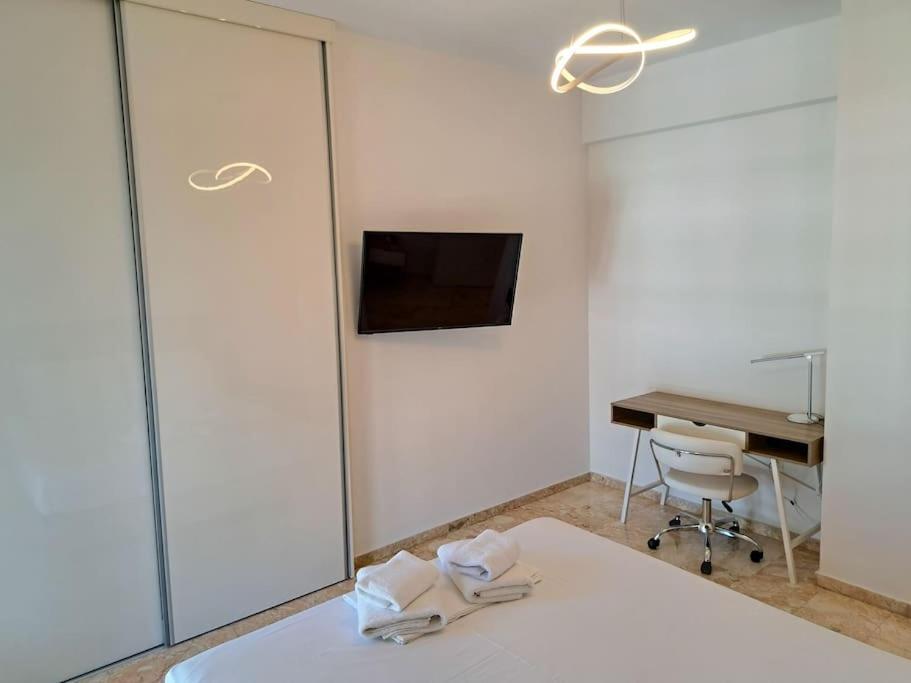 Luxury Suite Patras Eksteriør billede