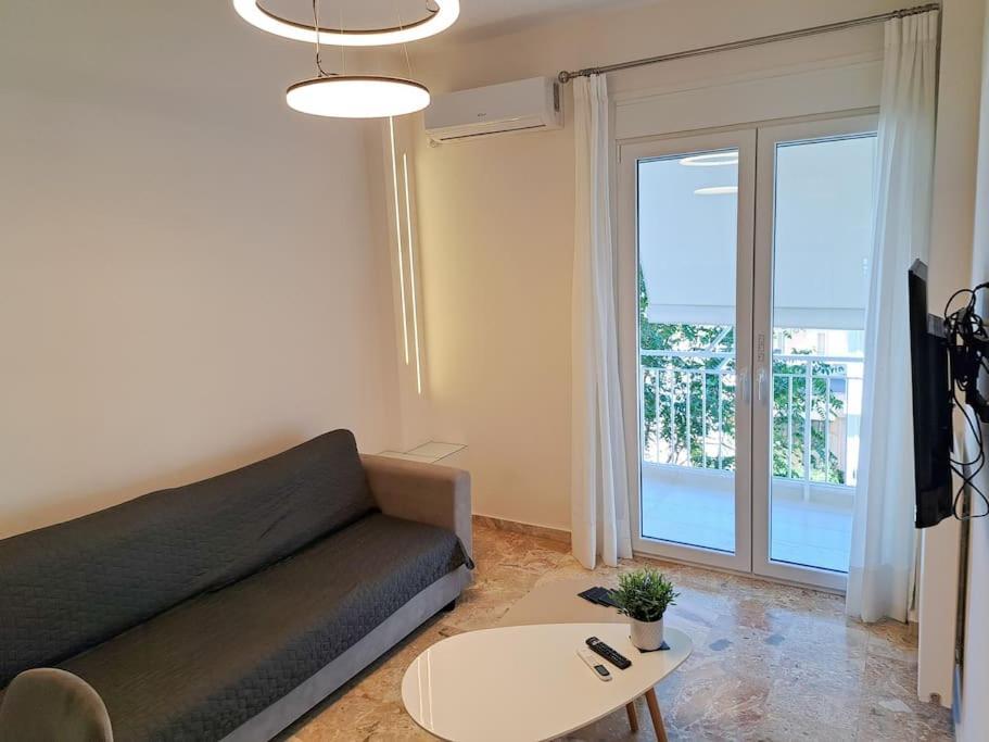 Luxury Suite Patras Eksteriør billede